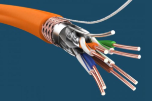 ¿Sabías que es ilegal usar cables de datos de aluminio cobreado en infraestructuras de telecomunicaciones?